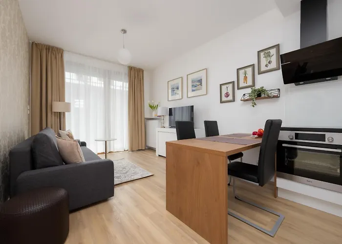 Glamorous Near Paley And Medicover-handelsmana 3rd Warszawa