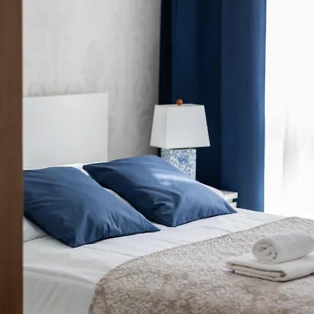 Glamorous Near Paley And Medicover-handelsmana 3rd 华沙