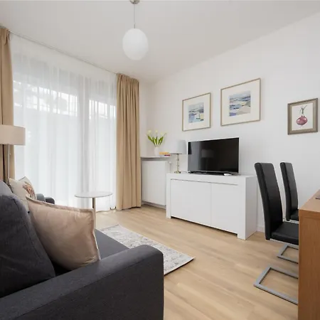 Glamorous Near Paley And Medicover-handelsmana 3rd