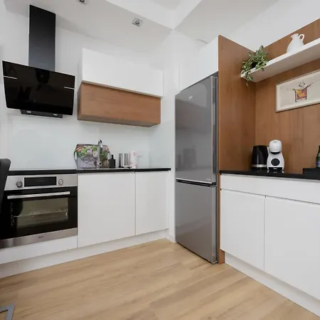 Apartman Glamorous Near Paley And Medicover-handelsmana 3rd Varsó