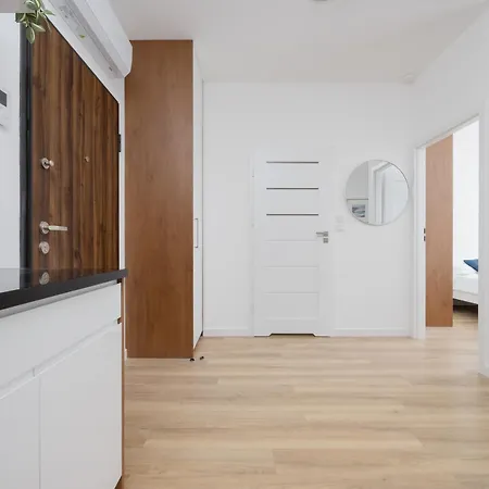 Apartman Glamorous Near Paley And Medicover-handelsmana 3rd